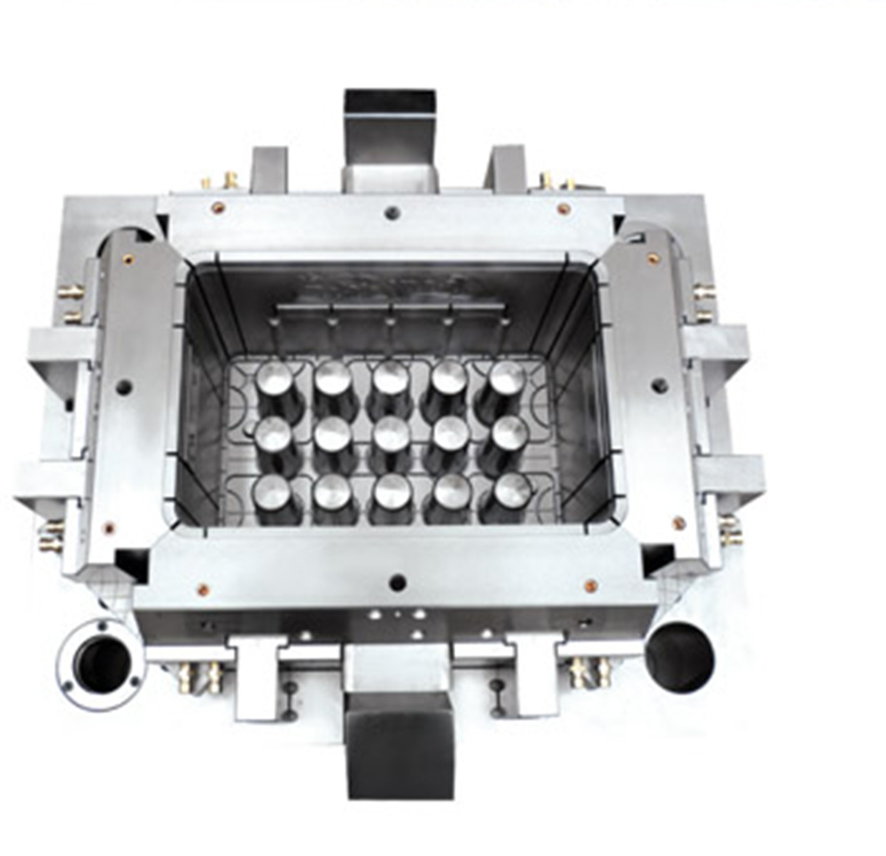Case Study: Converting a Crate Mold from Virgin PP to 100% Recycled Material