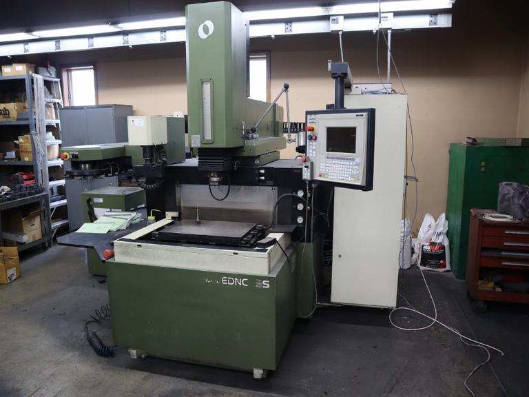 CNC EDM Machine